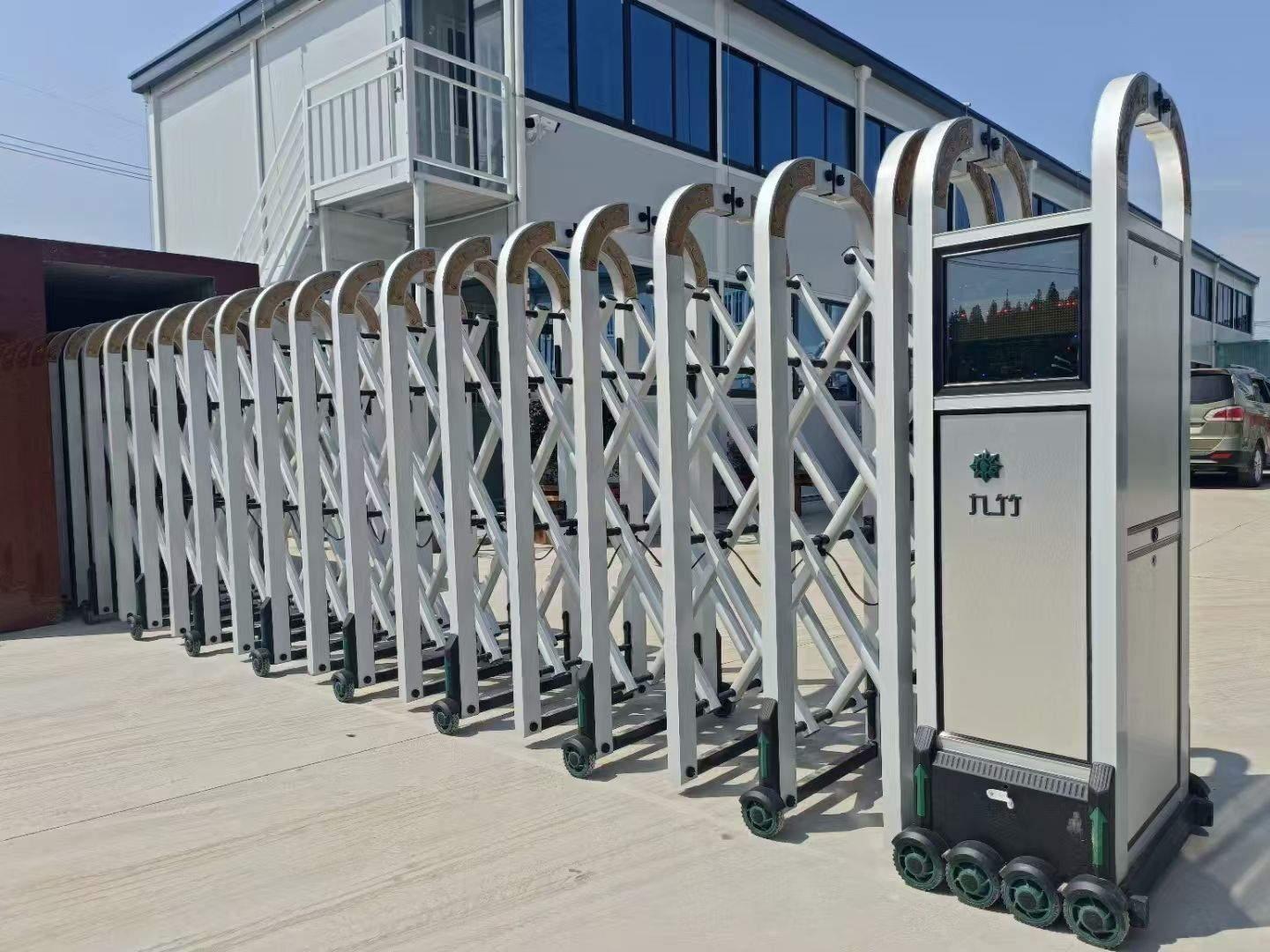 電動(dòng)伸縮門案例